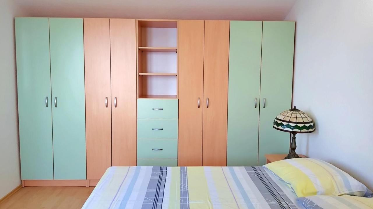 Apartments Borak Omiš Buitenkant foto