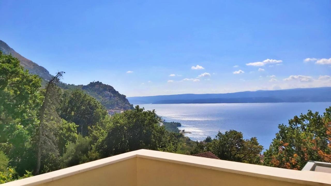 Apartments Borak Omiš Buitenkant foto